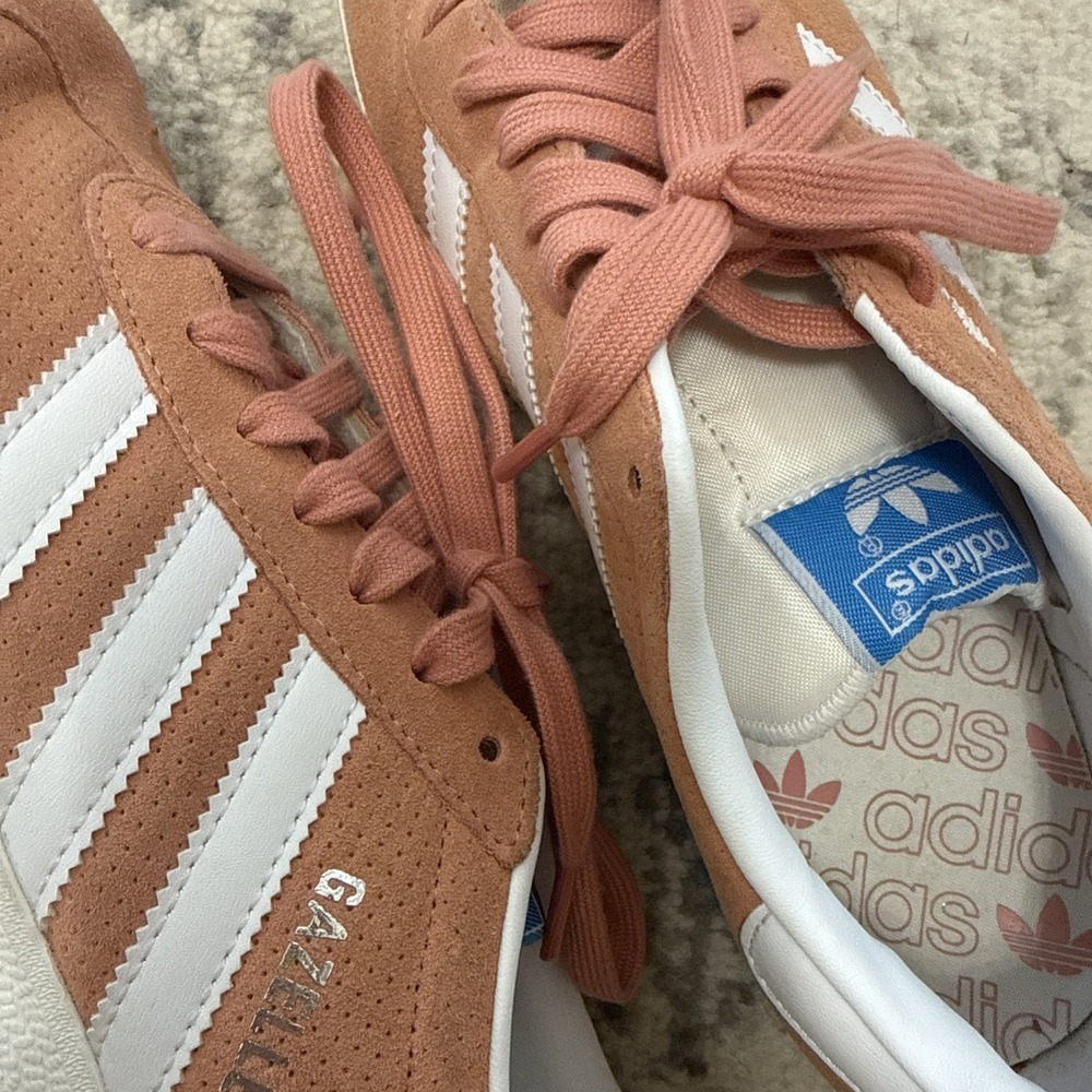 Adidas Gazelle Peach Women's 7 Great Condition Rare - Picture 4 of 5